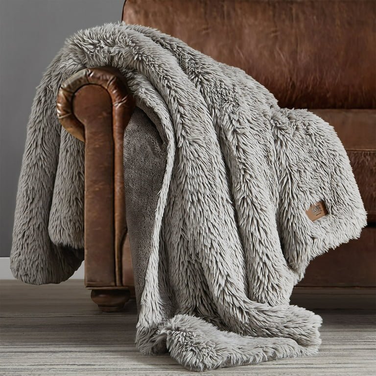 Frye Arctic Luxe Faux Fur Throw Blanket