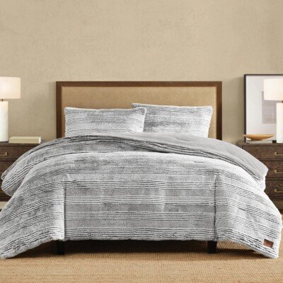 Queen Size Frye Blankets - Premium Comfort and Style