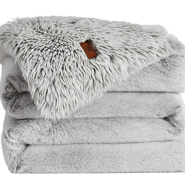 Frye Arctic Luxe Faux Fur Blanket